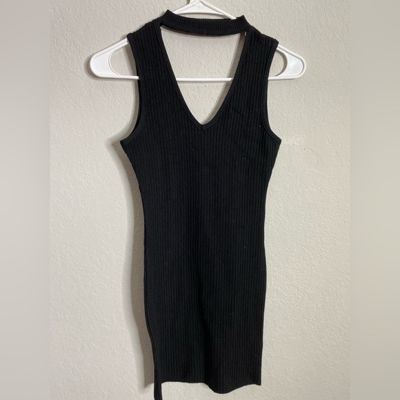 Little Black Dress - Picture 5 of 5